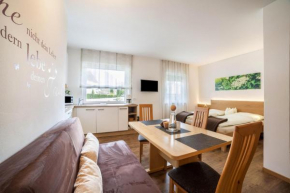 Schnitzer Ferienwohnung Holunder Parcines